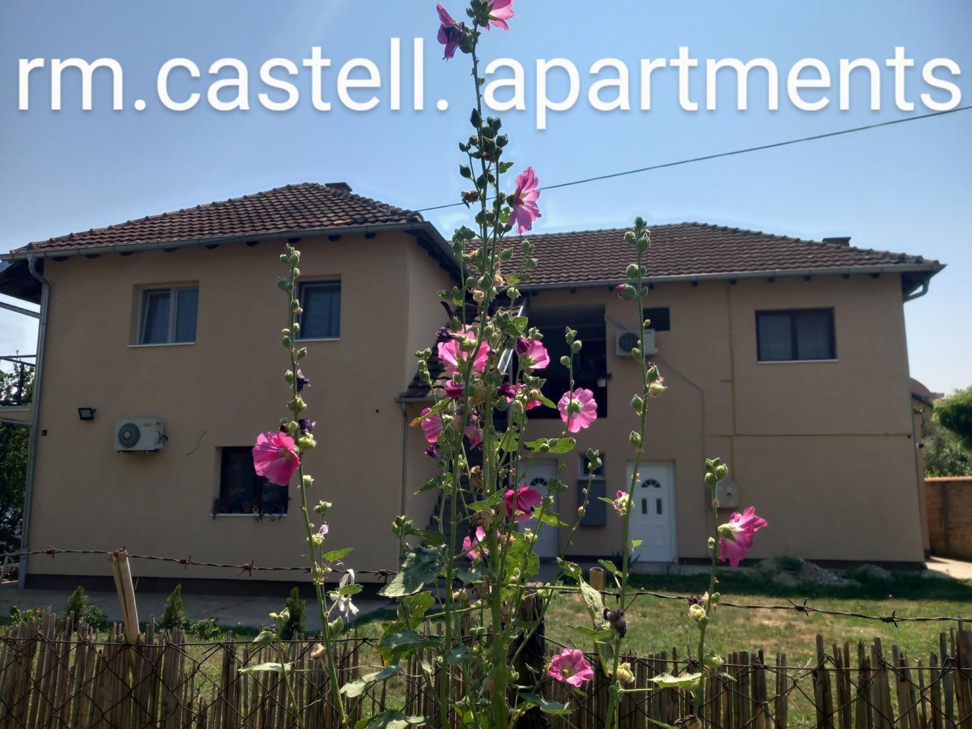 Rm Castell Apartments Novi Sad Buitenkant foto