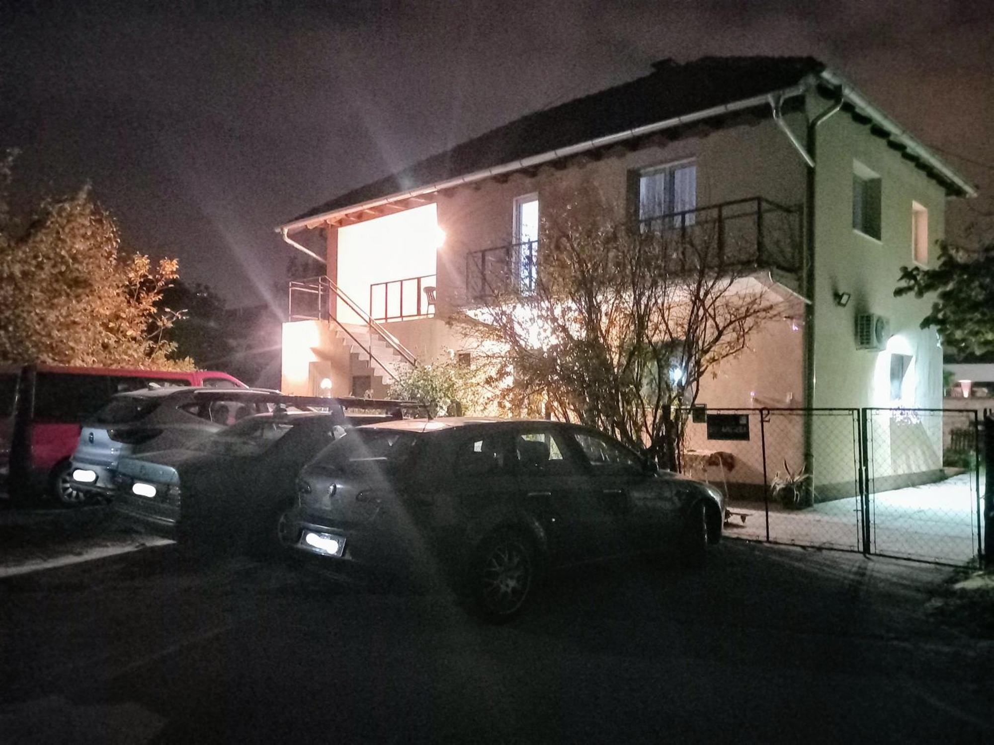Rm Castell Apartments Novi Sad Buitenkant foto