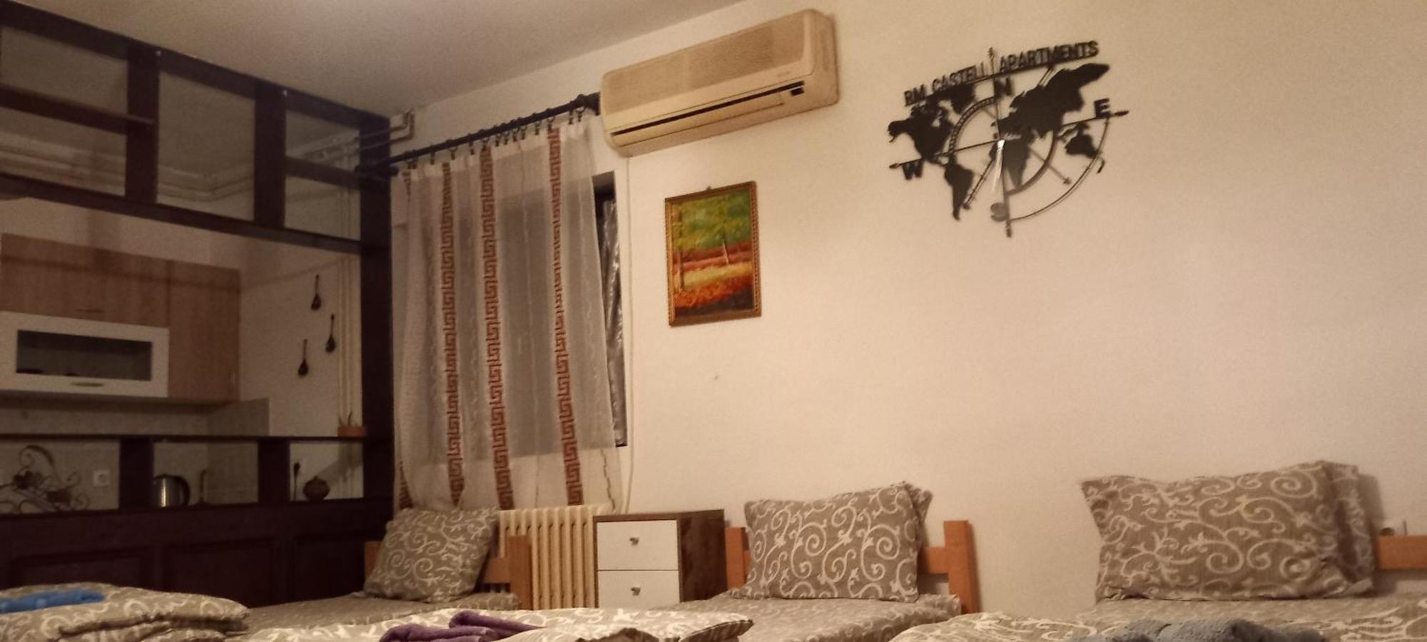 Rm Castell Apartments Novi Sad Buitenkant foto