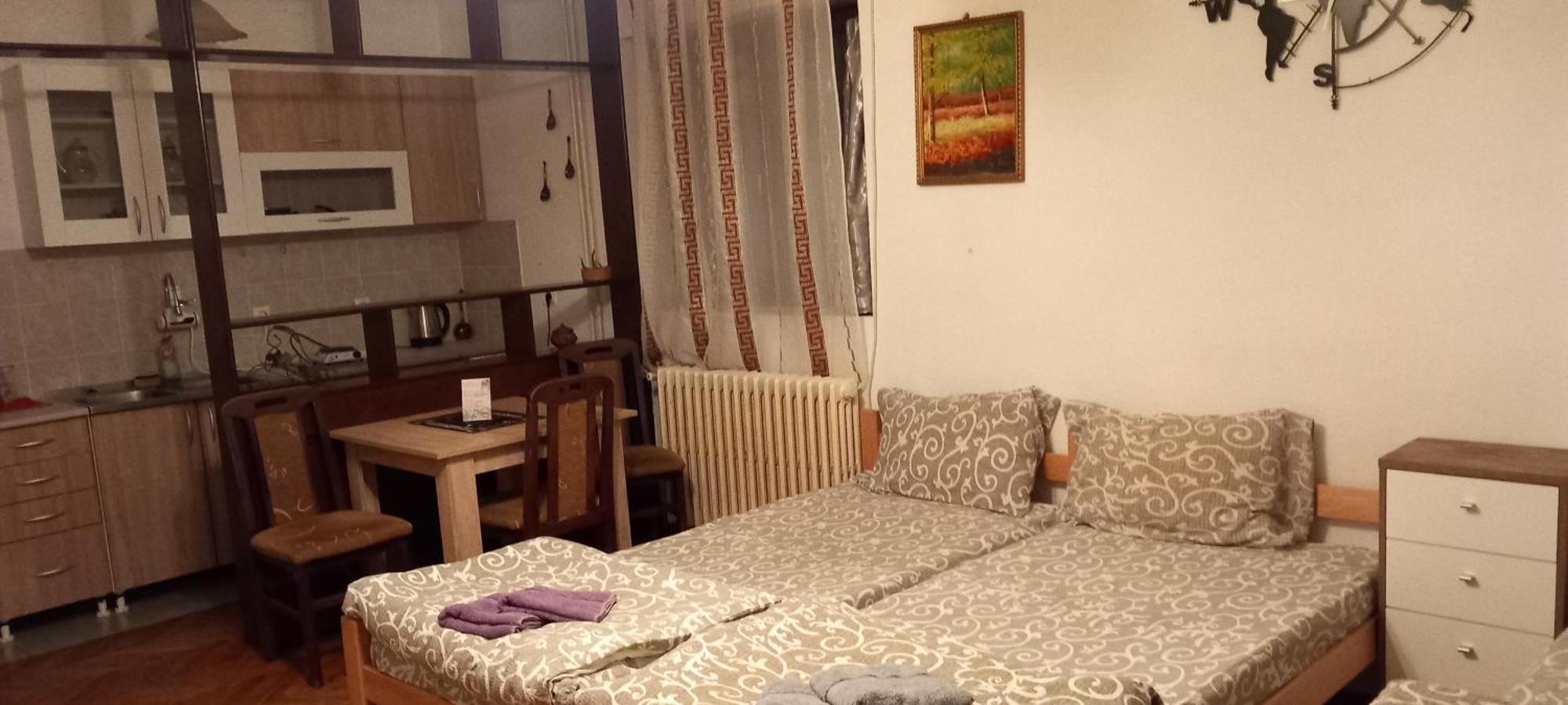 Rm Castell Apartments Novi Sad Buitenkant foto